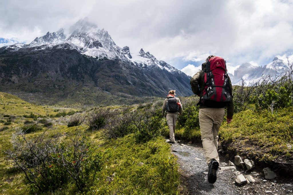 How to Choose a Backpack for Hiking
